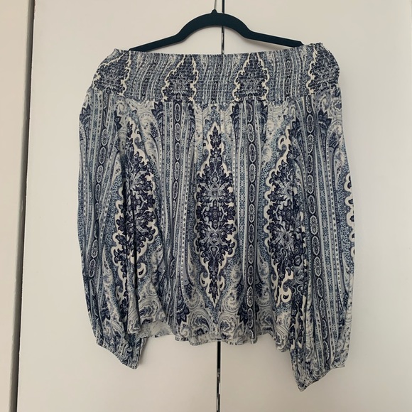 Alice + Olivia Blue Viola Off-the-shoulder Top - Picture 3 of 4